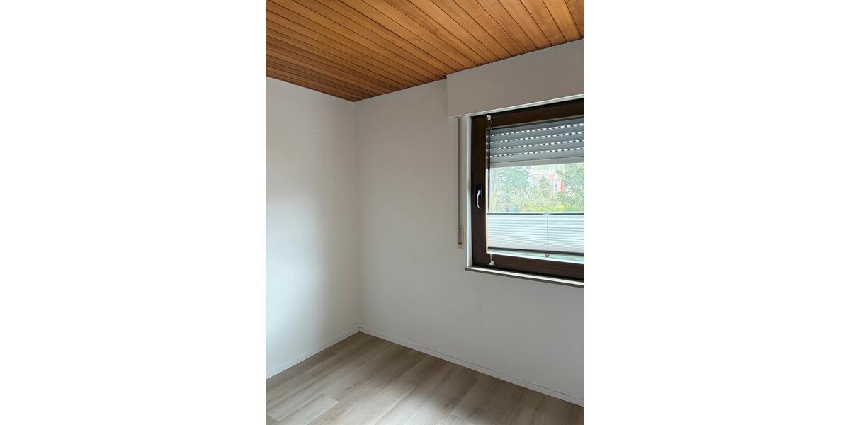 Etagenwohnung Waiblingen - 3 Zimmer, 74 m&sup2;, 1.400&euro; | Angebot:25570922