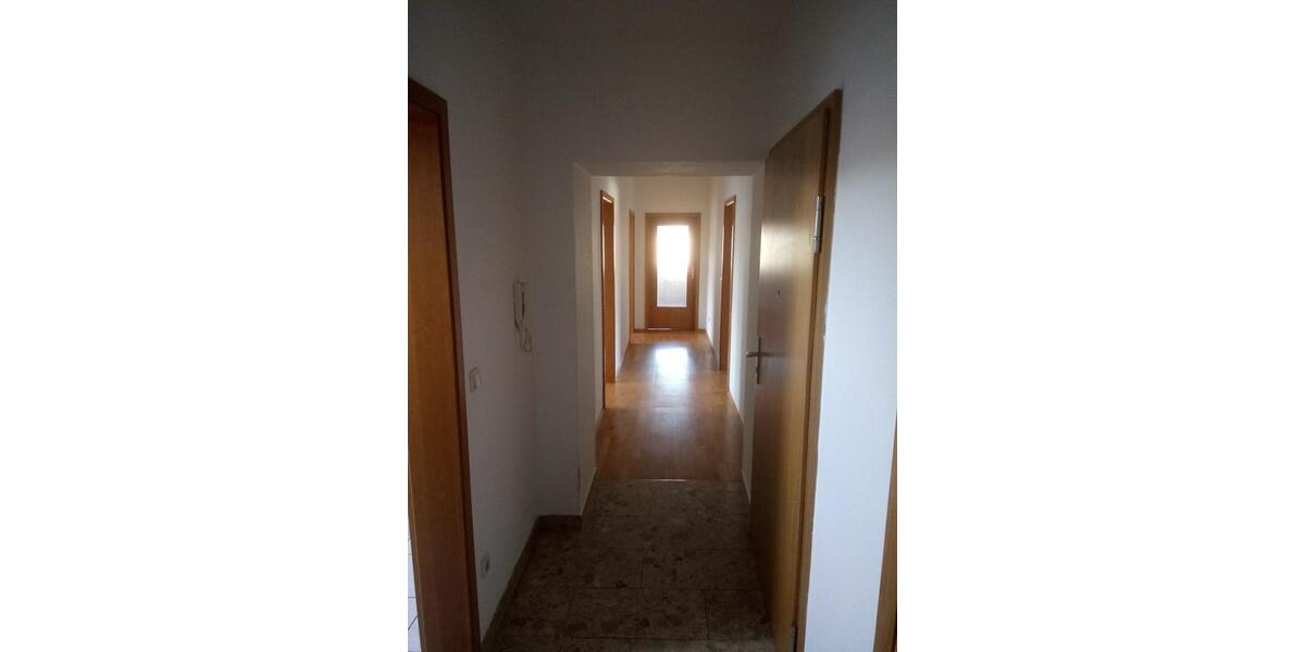 Dachgeschoßwohnung Waldkappel - 5 Zimmer, 83 m&sup2;, 450&euro; | Angebot:24637053