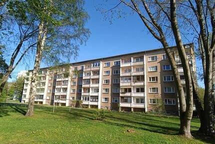 3-Raum Wohnung im 2.OG mit Balkon zimmer