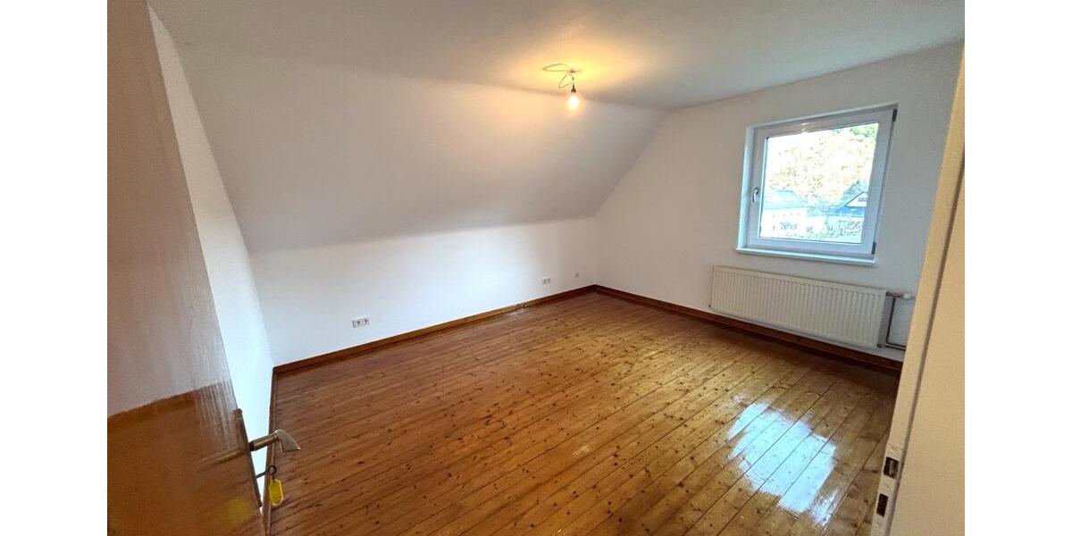 Dachgeschoßwohnung Daun - 2 Zimmer, 53 m&sup2;, 450&euro; | Angebot:24555525