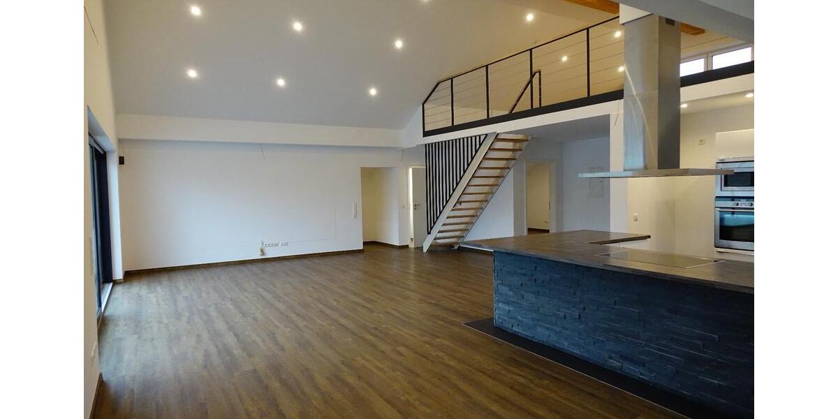 Maisonettenwohnung Bad Schönborn - 5 Zimmer, 172 m&sup2;, 2.100&euro; | Angebot:26278589