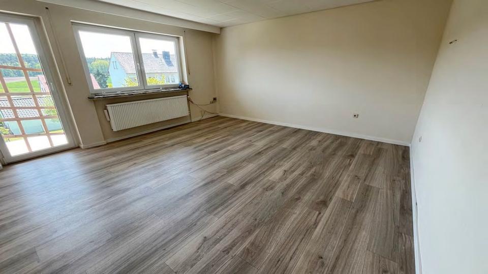 Etagenwohnung Stegaurach - 3 Zimmer, 92 m&sup2;, 850&euro; | Angebot:26688756