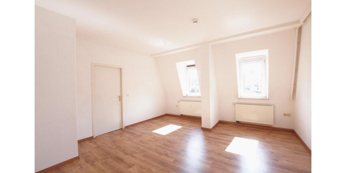 Etagenwohnung Pößneck - 2 Zimmer, 55 m&sup2;, 335&euro; | Angebot:26248202