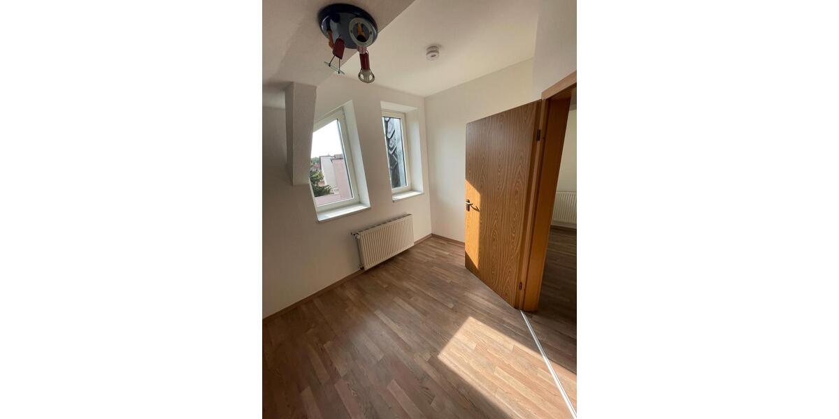 Dachgeschoßwohnung Mühlhausen (Thüringen) - 2 Zimmer, 46 m&sup2;, 295&euro; | Angebot:26349395