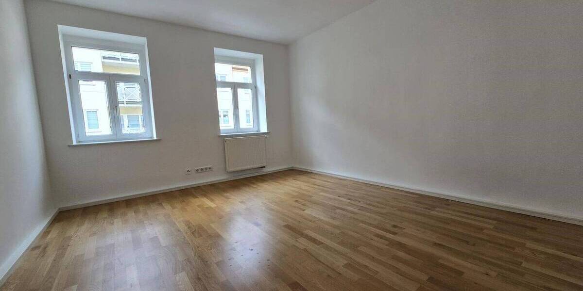 Etagenwohnung Dresden Laubegast - 4 Zimmer, 94 m&sup2;, 1.276&euro; | Angebot:26170936