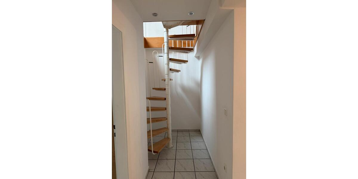 Maisonettenwohnung Köln Chorweiler - 4 Zimmer, 130 m&sup2;, 1.150&euro; | Angebot:24739683