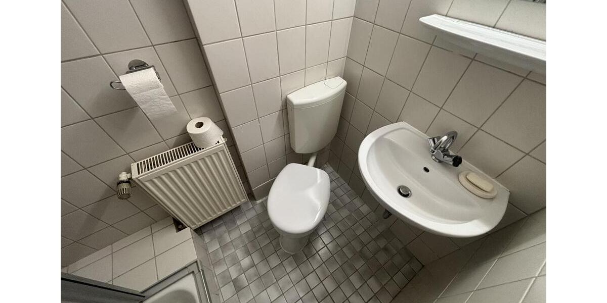 Etagenwohnung Emden - 1 Zimmer, 30 m&sup2;, 330&euro; | Angebot:26564238