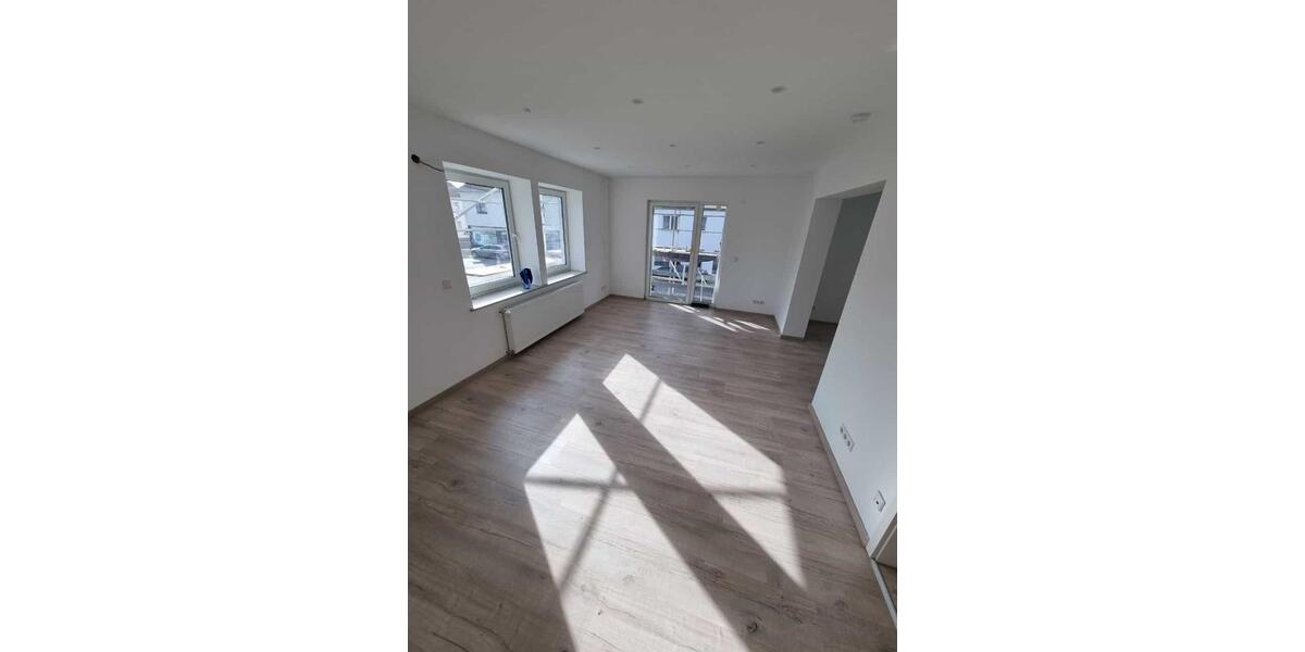 Etagenwohnung Borken (Hessen) - 1 Zimmer, 95 m&sup2;, 1.080&euro; | Angebot:26293220