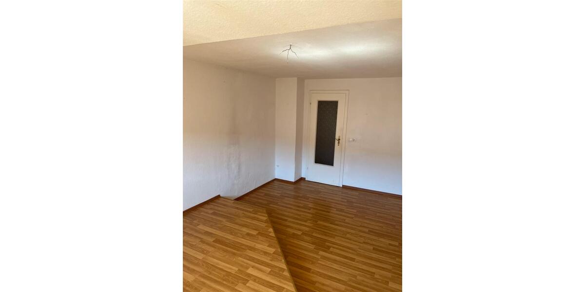 Dachgeschoßwohnung Torgau - 2 Zimmer, 68 m&sup2;, 375&euro; | Angebot:22400735