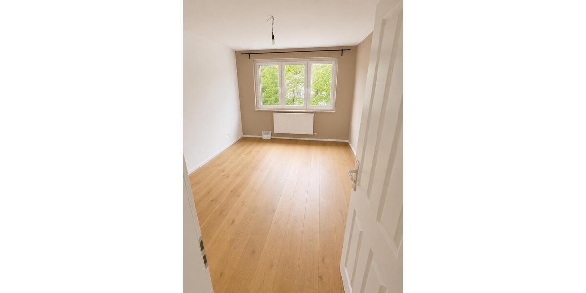 Etagenwohnung Schwarzburg - 5 Zimmer, 125 m&sup2;, 1.000&euro; | Angebot:26642868