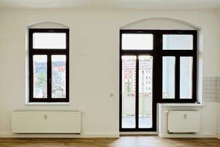 Wohnung zum Mieten in Freital 336,72 € 54.31 m² 2 zimmer