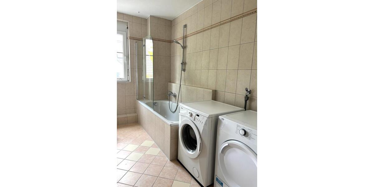 Etagenwohnung Gröbenzell - 1.5 Zimmer, 69 m&sup2;, 1.600&euro; | Angebot:26704336