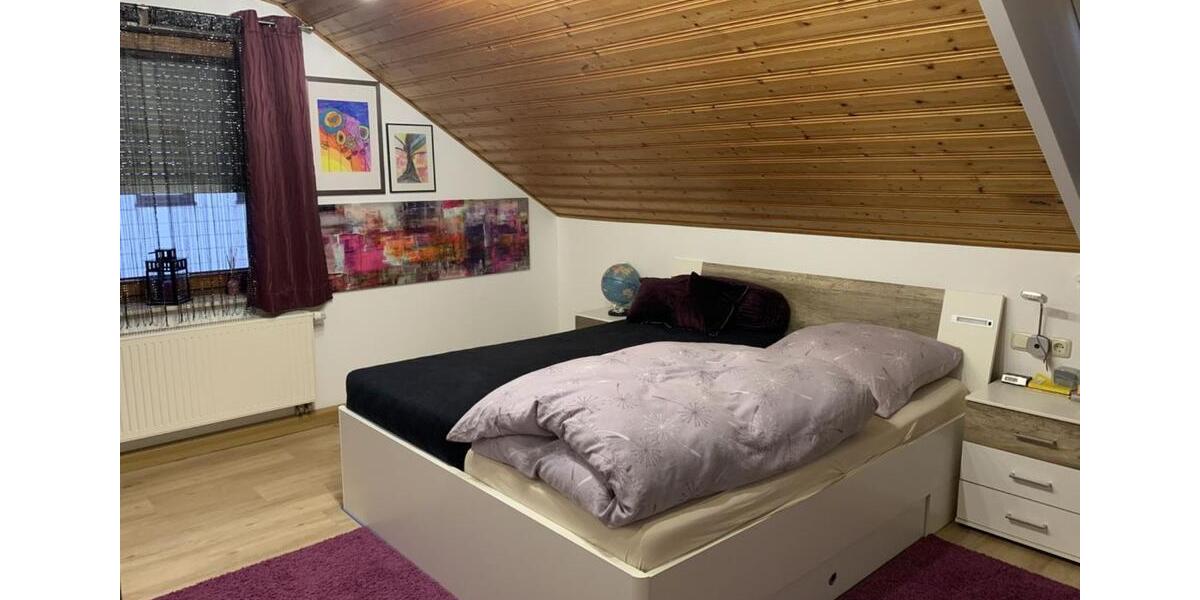 Dachgeschoßwohnung Nördlingen - 3 Zimmer, 74 m&sup2;, 740&euro; | Angebot:23760710