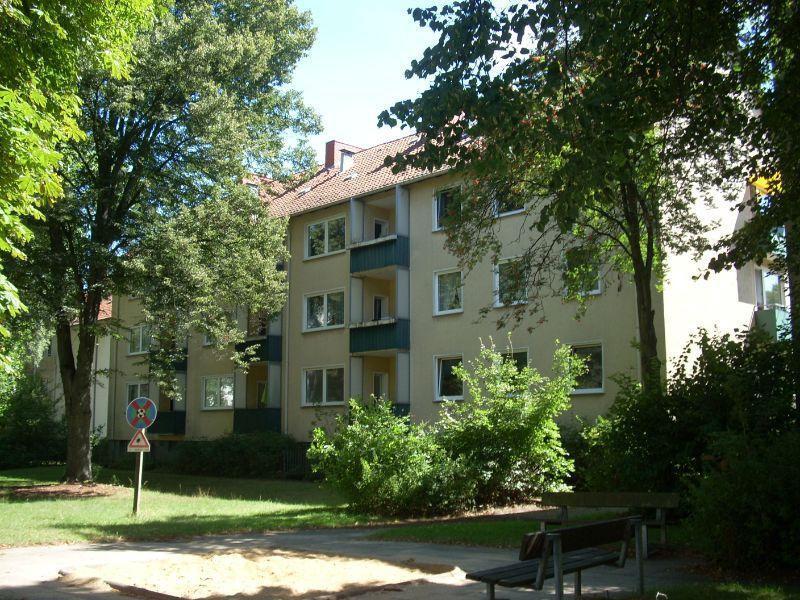 Ansprechende 4-Zimmer-Wohnung-mit Balkon zimmer