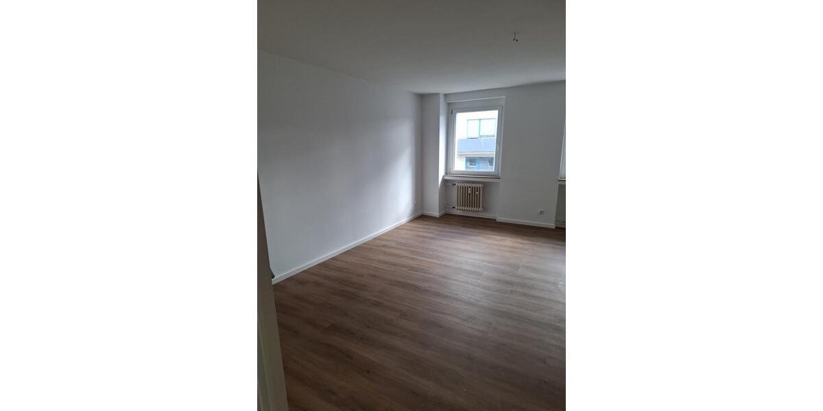 Etagenwohnung Erbach - 3 Zimmer, 81 m&sup2;, 895&euro; | Angebot:26236803