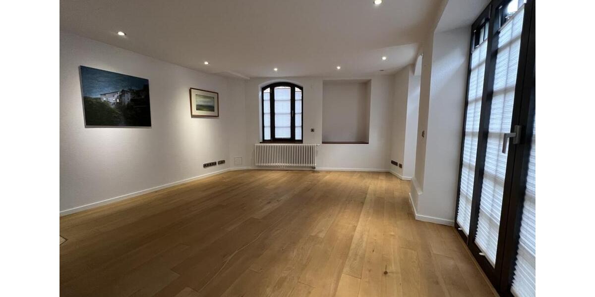 Einfamilienhaus Gießen - 6 Zimmer, 150 m&sup2;, 1.500&euro; | Angebot:18615709