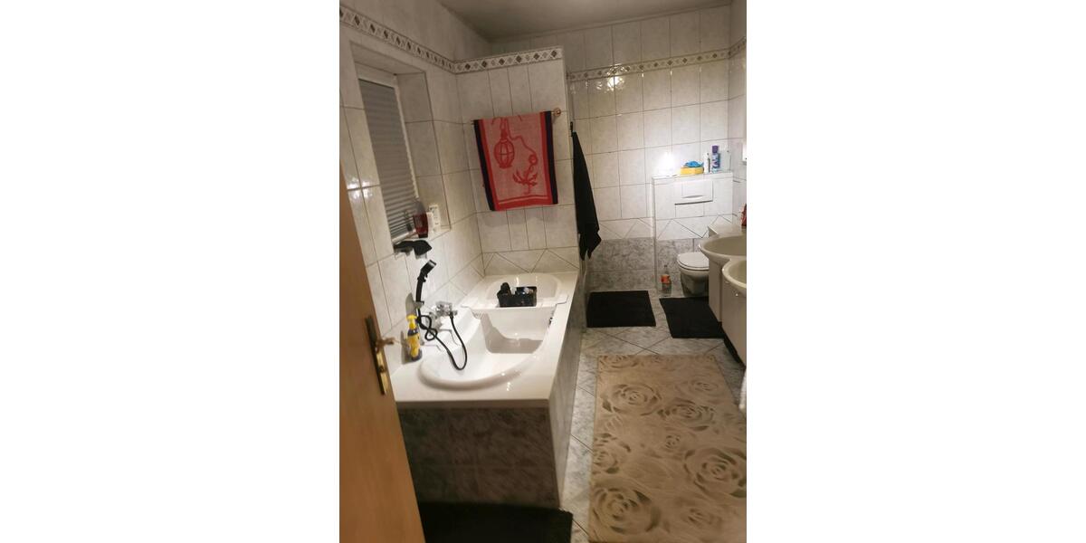 Etagenwohnung Mainburg - 3 Zimmer, 100 m&sup2;, 1.100&euro; | Angebot:25959665