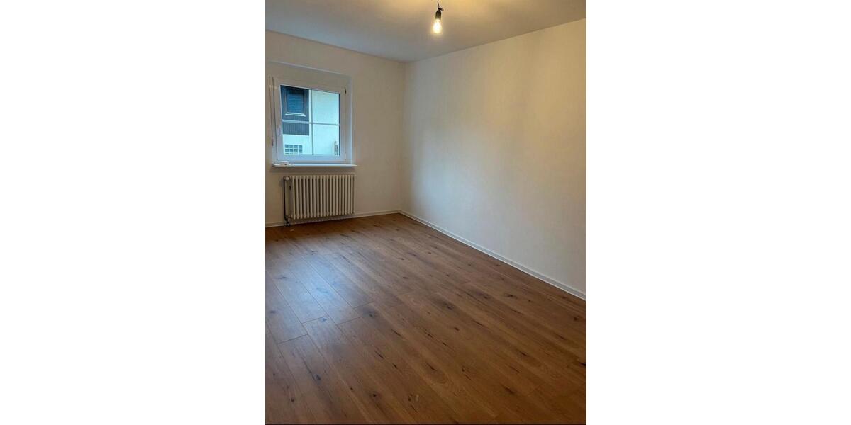 Hochparterre Efringen-Kirchen Kirchen - 2.5 Zimmer, 52 m&sup2;, 670&euro; | Angebot:26566604