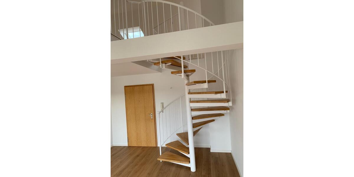 Dachgeschoßwohnung Vaihingen an der Enz - 2 Zimmer, 73 m&sup2;, 990&euro; | Angebot:24801961