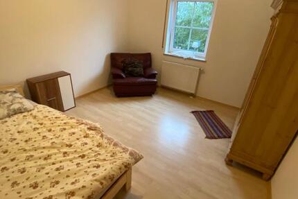 Wohnen auf Zeit Moosthenning - 5 Zimmer, 156 m&sup2;, 370&euro; | Angebot:26632619