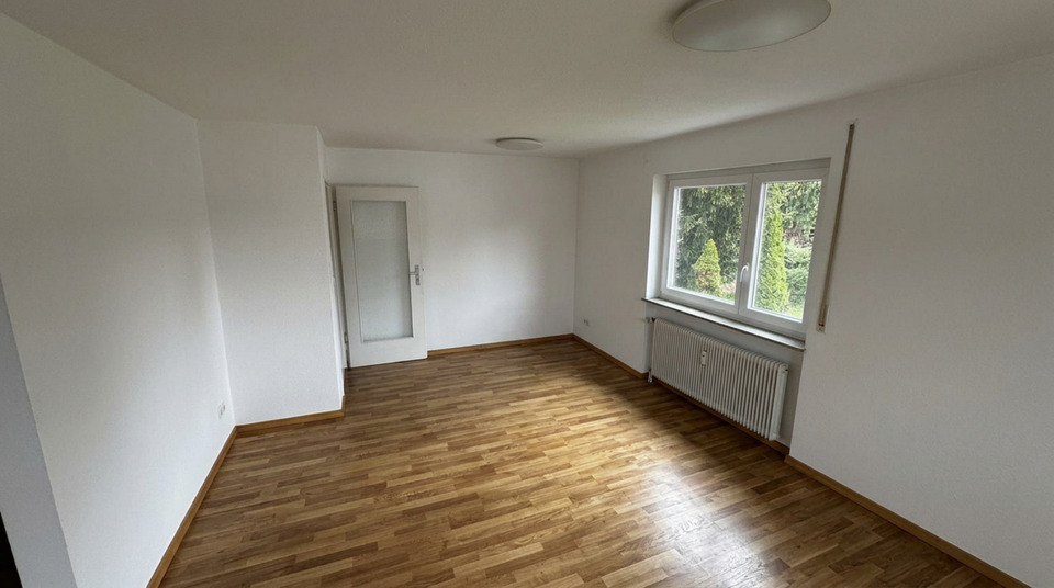 Erdgeschoßwohnung Stuttgart Luginsland - 3 Zimmer, 67 m&sup2;, 850&euro; | Angebot:25655992