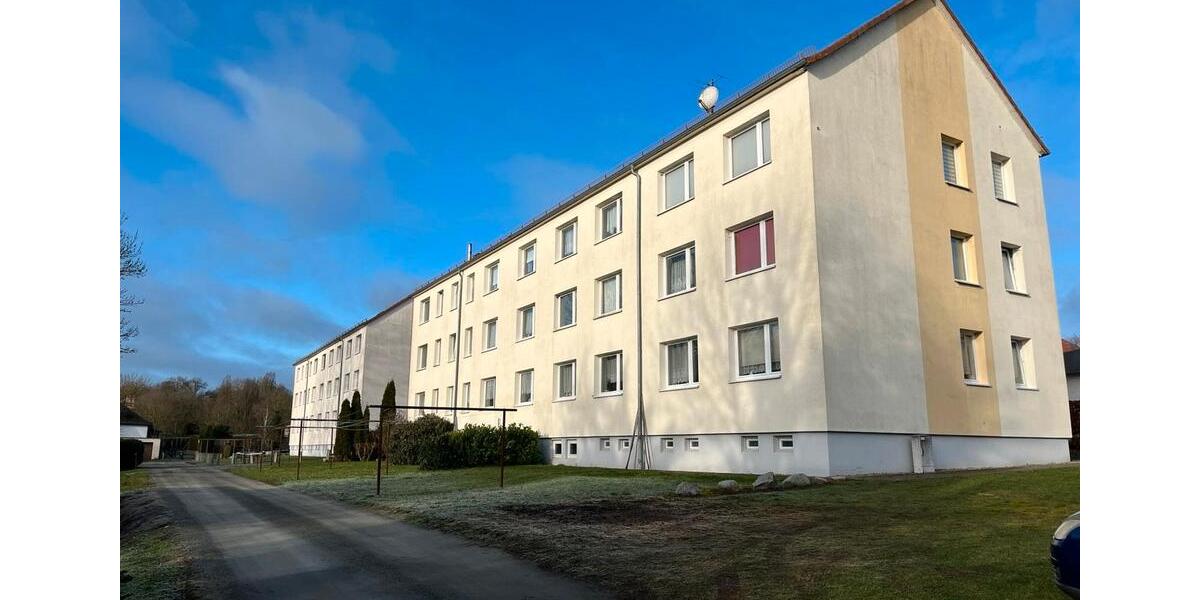 Erdgeschoßwohnung Stavenhagen - 2 Zimmer, 55 m&sup2;, 300&euro; | Angebot:26380501