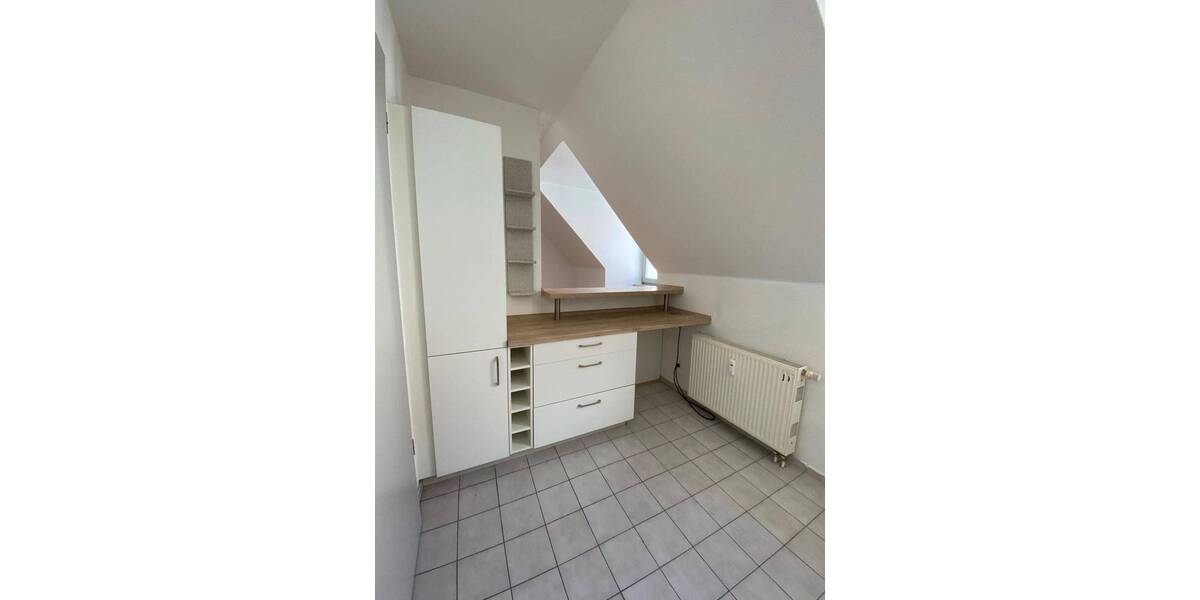 Etagenwohnung Stralsund Altstadt - 2 Zimmer, 73 m&sup2;, 735&euro; | Angebot:26275349