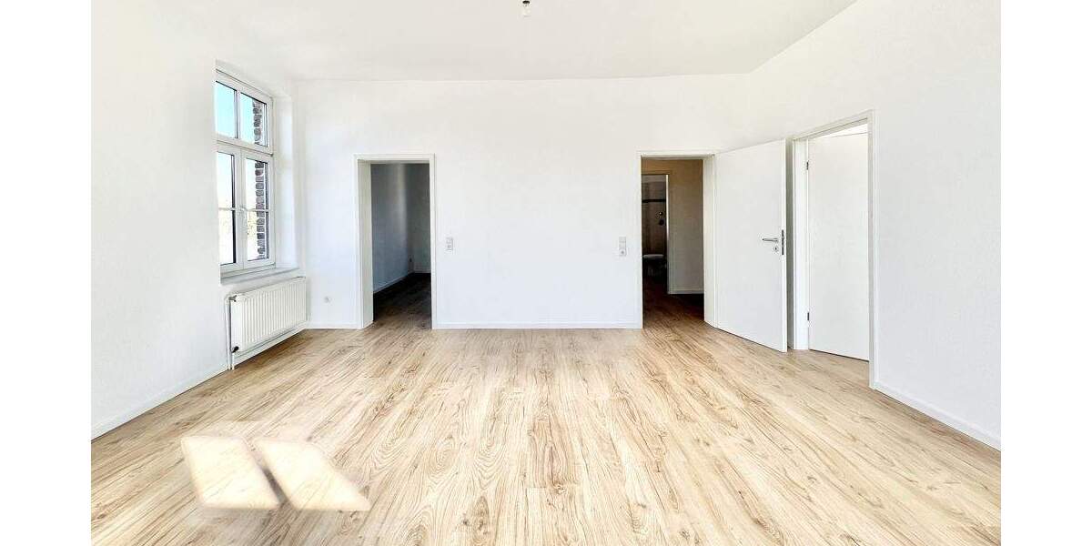 Etagenwohnung Detmold Innenstadt - 2 Zimmer, 69 m&sup2;, 600&euro; | Angebot:25694608