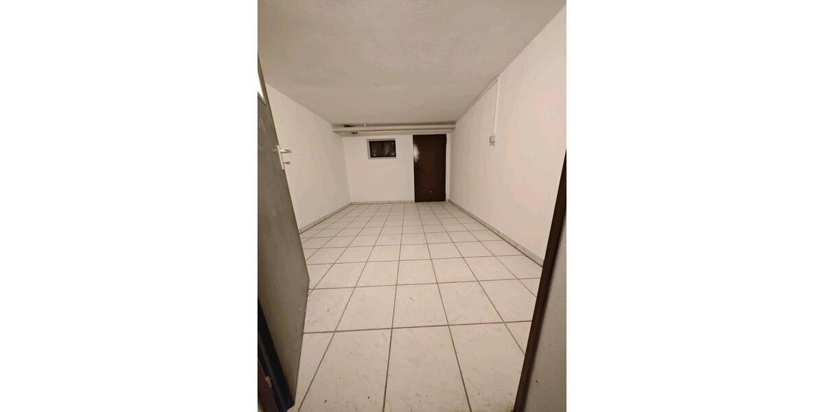 Etagenwohnung Sinzing - 3.5 Zimmer, 104 m&sup2;, 1.200&euro; | Angebot:24465484