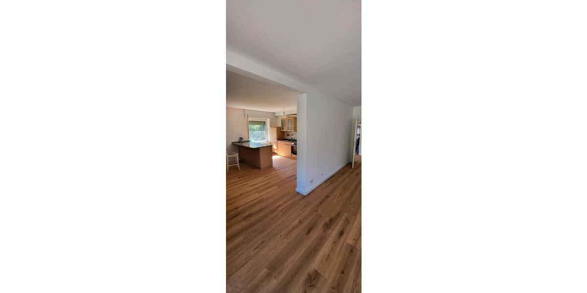 Einfamilienhaus Bispingen - 10 Zimmer, 280 m&sup2;, 2.000&euro; | Angebot:26603340