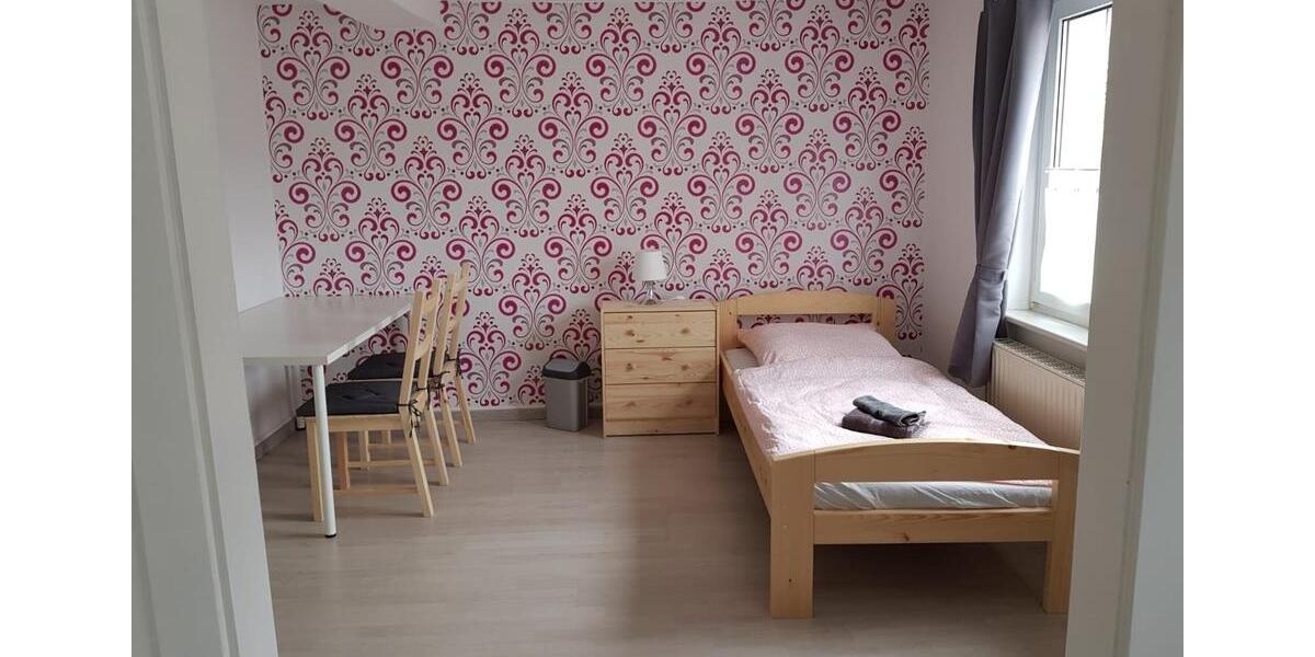 Etagenwohnung Frielendorf - 6 Zimmer, 100 m&sup2;, 20&euro; | Angebot:15177924