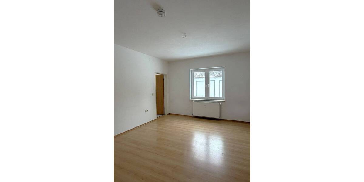Etagenwohnung Eime - 3 Zimmer, 116 m&sup2;, 815&euro; | Angebot:26080257