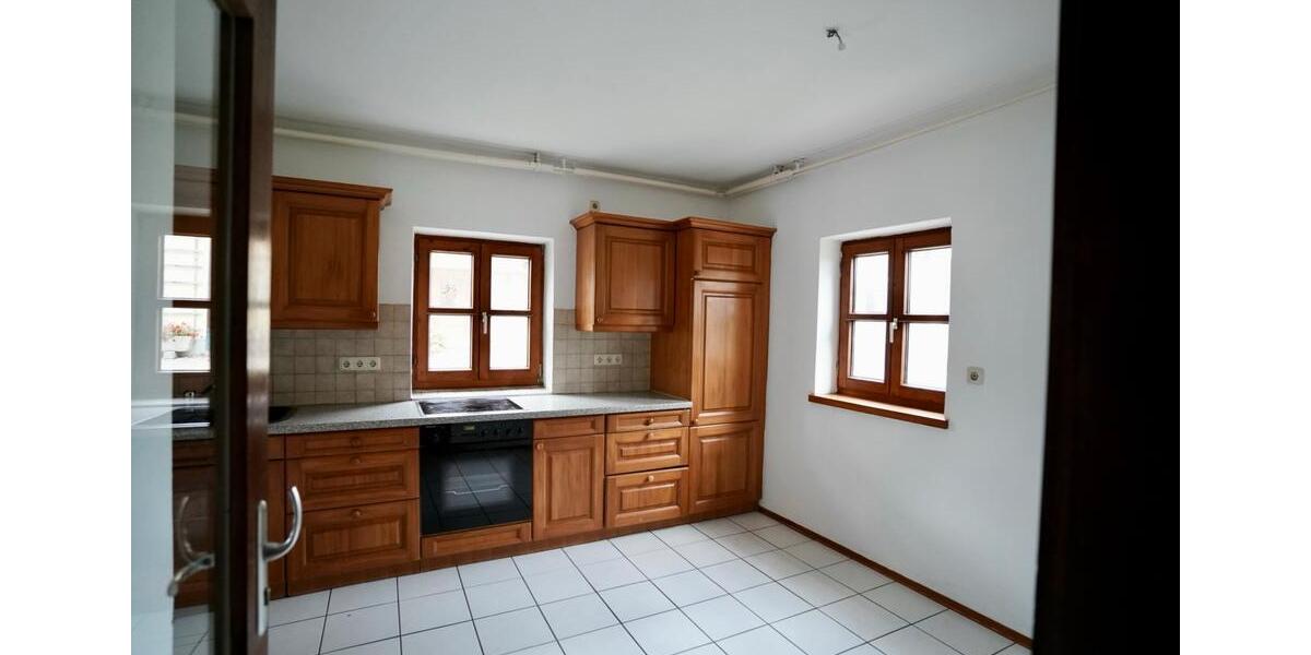 Maisonette-Wohnung Doppelhaushälfte 4 zimmer