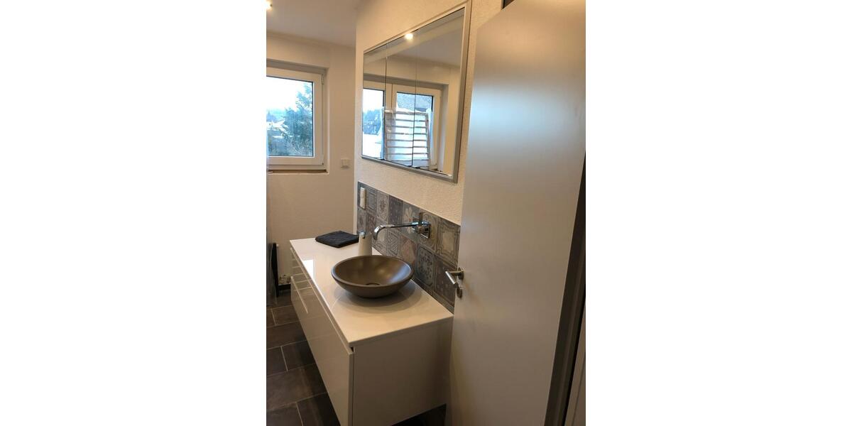 Dachgeschoßwohnung Dornburg - 2.5 Zimmer, 70 m&sup2;, 1.200&euro; | Angebot:26663199