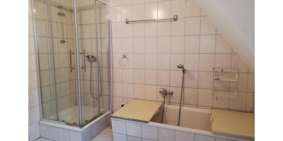 Etagenwohnung Bad Staffelstein - 3 Zimmer, 90 m&sup2;, 890&euro; | Angebot:26489911