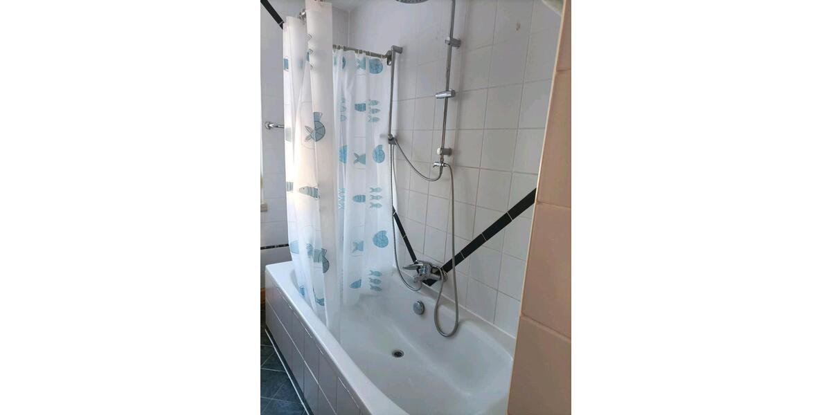 Erdgeschoßwohnung Weischlitz - 3 Zimmer, 69 m&sup2;, 580&euro; | Angebot:23846090