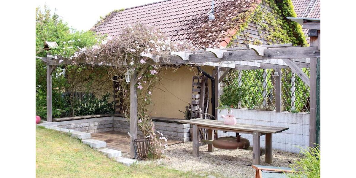 Einfamilienhaus Schlüsselfeld - 6.5 Zimmer, 150 m&sup2;, 1.700&euro; | Angebot:26539127