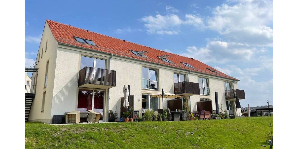 traumhafte idyllische 4-Raum Wohnung mit Terrasse + Garten + EBK 4 zimmer