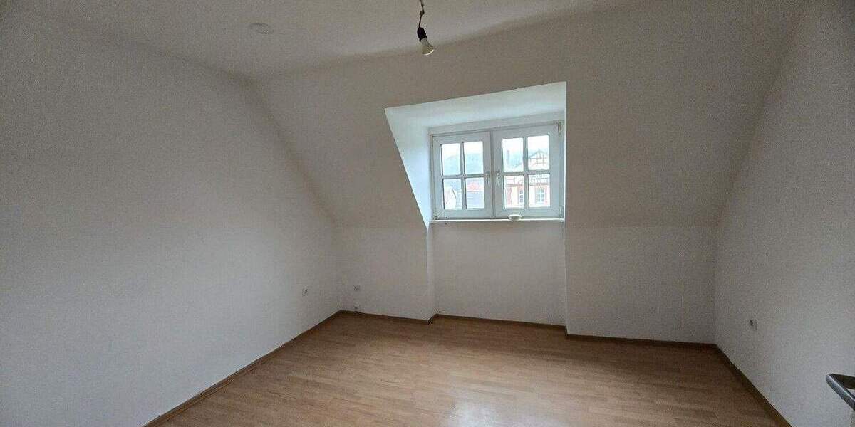Etagenwohnung Wanfried - 2 Zimmer, 35 m&sup2;, 250&euro; | Angebot:25735924