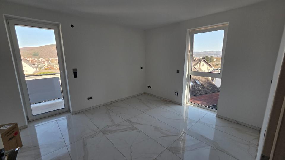 Etagenwohnung Remagen - 3 Zimmer, 88 m&sup2;, 1.250&euro; | Angebot:25368477