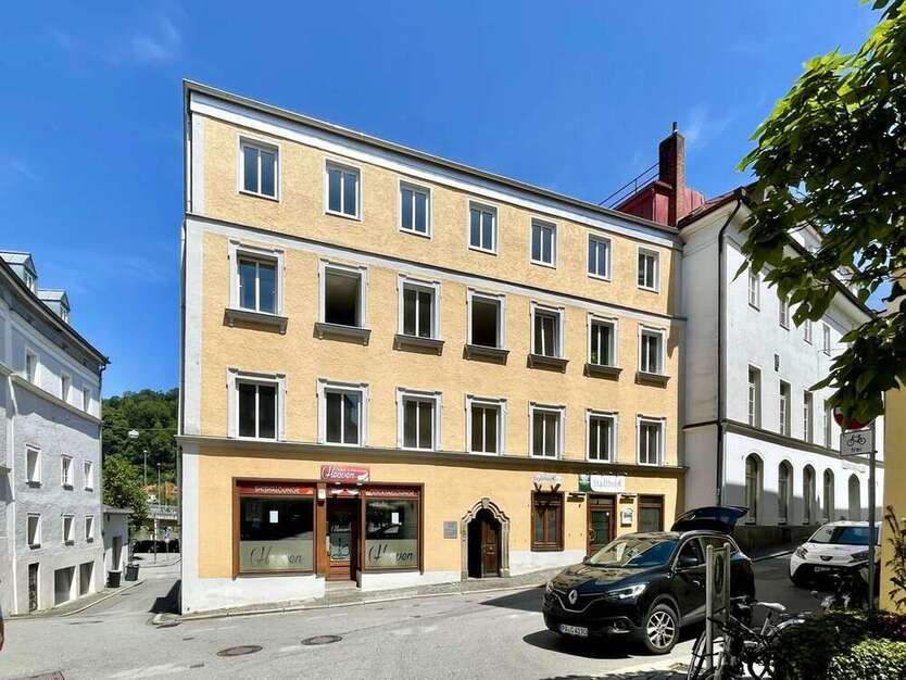 Wohnung zum Mieten in Passau 2.200 € 244 m²
