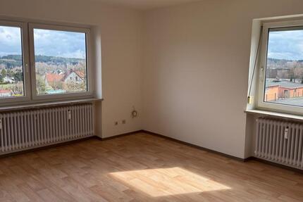 Wohnung Schönwald - 3 Zimmer, 81 m&sup2;, 580&euro; | Angebot:26220531