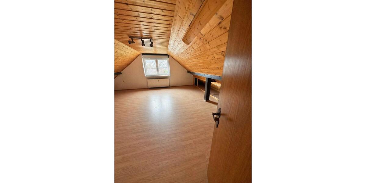 Etagenwohnung Gersheim - 2 Zimmer, 57 m&sup2;, 520&euro; | Angebot:26235452