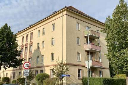 Wohnung zum Mieten in Dresden 440 € 48.5 m²