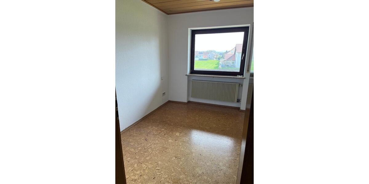 Etagenwohnung Forchheim - 4 Zimmer, 107 m&sup2;, 960&euro; | Angebot:25299680