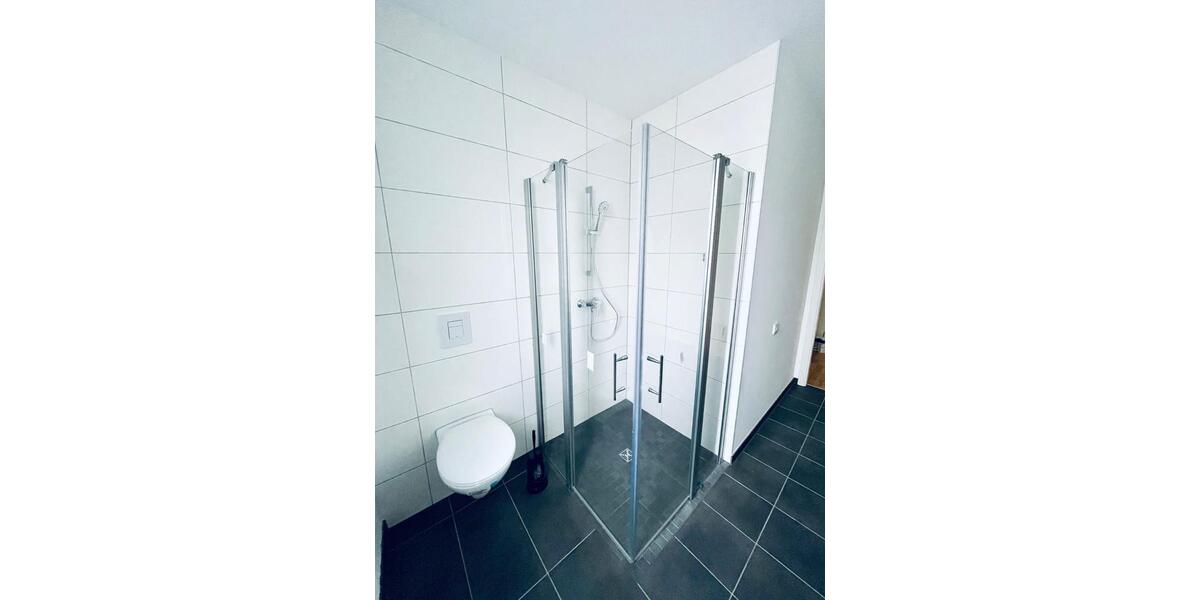 Erdgeschoßwohnung Schwaigern - 3 Zimmer, 84 m&sup2;, 1.150&euro; | Angebot:24847881