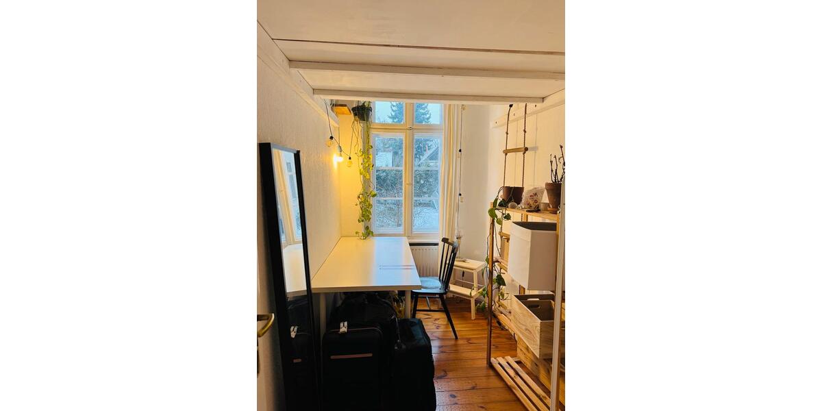 Erdgeschoßwohnung Berlin Mitte - 4 Zimmer, 90 m&sup2;, 1.100&euro; | Angebot:26647747