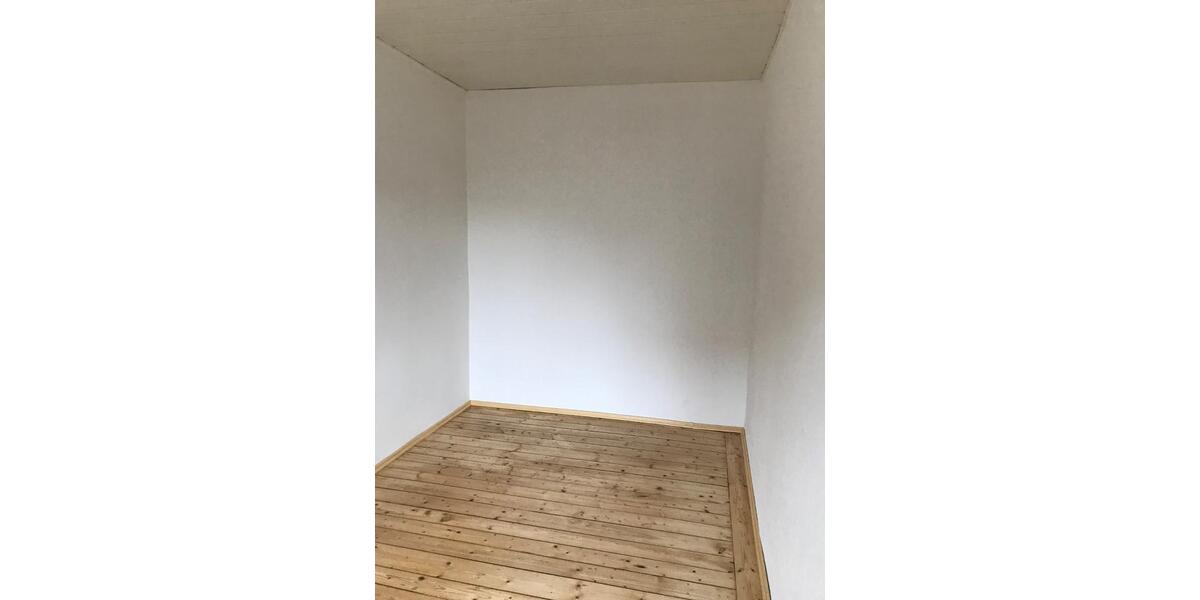 Erdgeschoßwohnung Auma-Weidatal Weidatal - 2 Zimmer, 41 m&sup2;, 210&euro; | Angebot:27624424