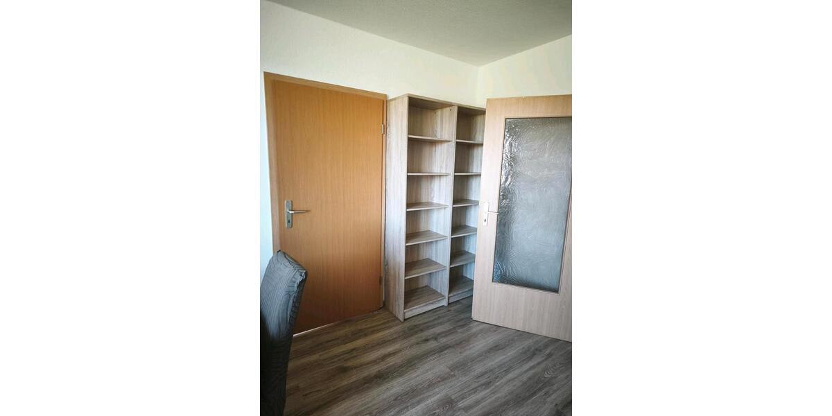 Dachgeschoßwohnung Hohndorf - 2 Zimmer, 43 m&sup2;, 460&euro; | Angebot:26325766
