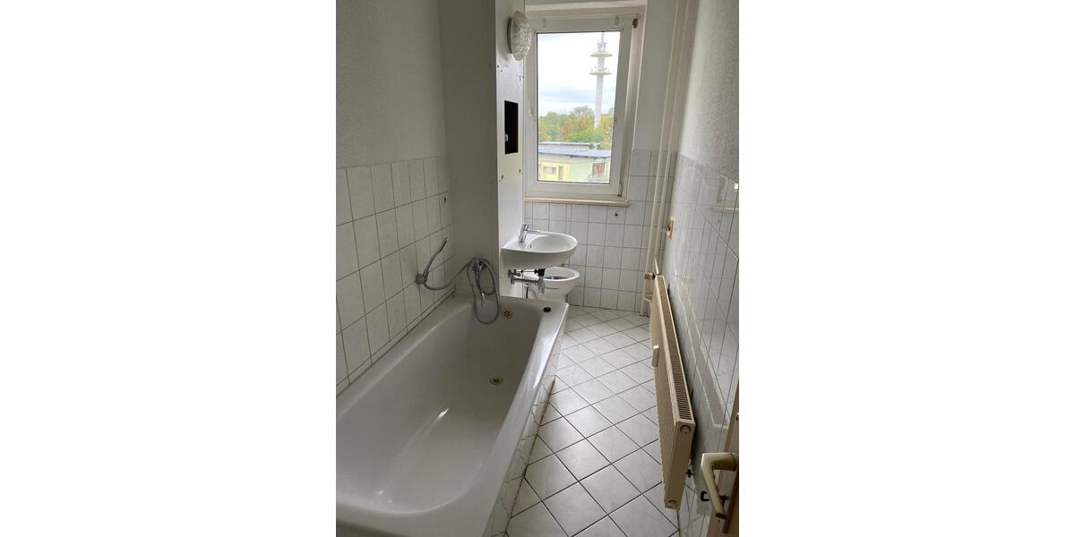 Etagenwohnung Artern - 3 Zimmer, 67 m&sup2;, 495&euro; | Angebot:24537450